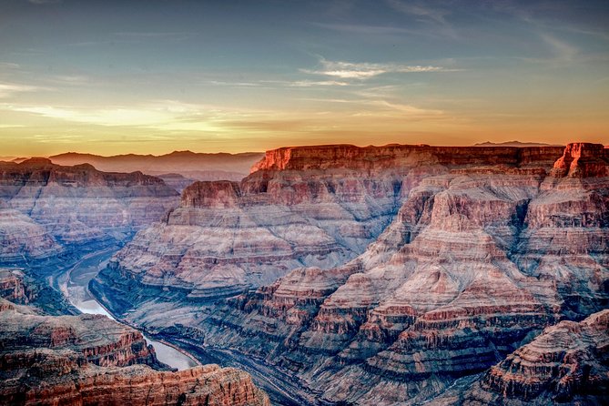 Grand Canyon + Hoover Dam View + WiFi (Skywalk/lunch options) - The guide and driver can shape the whole day