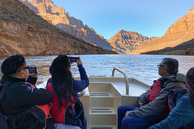 Grand Canyon West Helicopter Tour with VIP Skywalk and Boat Ride - Is $799 per person good value?