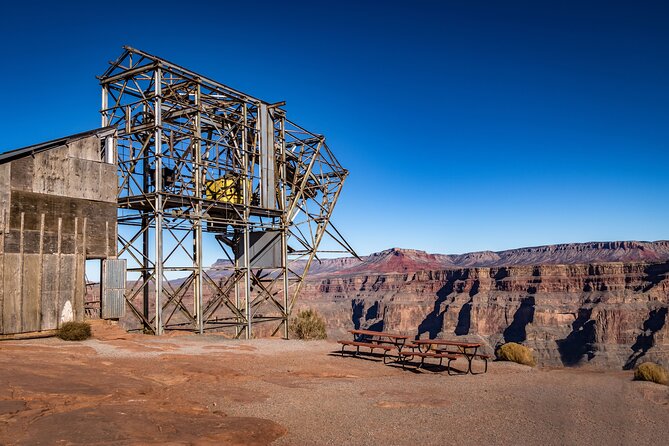 Grand Canyon West, Hoover Dam and Seven Magic Mountains & LV Sign - What the van and group size mean over 10 hours