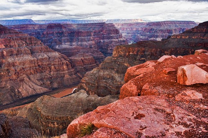 Grand Canyon West + Hoover Dam Photo Stop + Optional Skywalk Tour - Who should book this West Rim tour