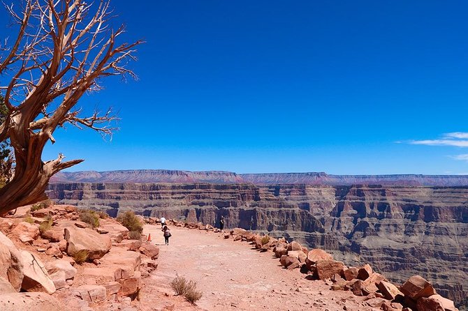 Grand Canyon West Luxury Private Tour from Las Vegas - Helicopter and boat add the biggest upgrade