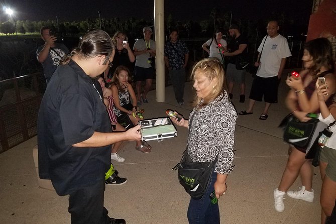 Haunted Vegas Tour and Ghost Hunt in Las Vegas - The equipment and the hands-on side