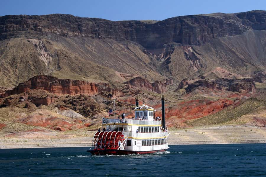 Hoover Dam: 90-Minute Midday Sightseeing Cruise - Lake Mead and the story behind the water