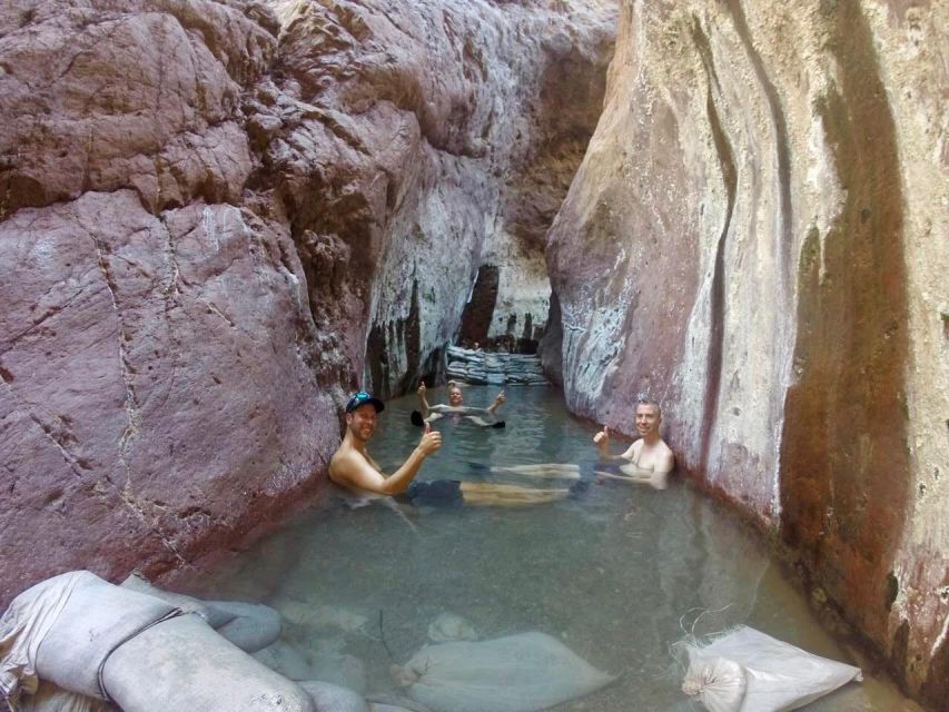 Hoover Dam Kayak Tour & Hike - shuttle from Las Vegas - Who should book this Hoover Dam kayak trip?