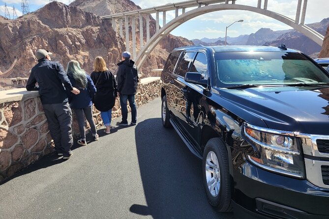 Hoover Dam Tour by Luxury SUV - Making time for the museum and exhibits