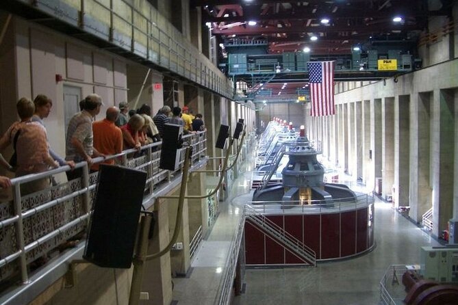 Hoover Dam Tunnels & Power Plant Tour - Starting with the Las Vegas sign