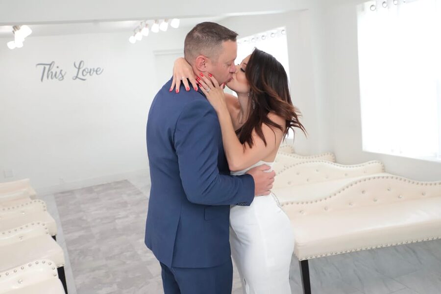 International Wedding Service with Apostille - Optional photography keeps the ceremony simple