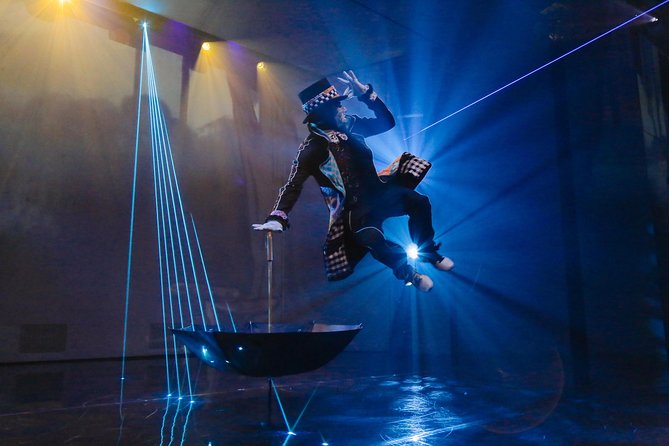 Jabbawockeez at the MGM Grand Hotel and Casino - Who will enjoy this show most