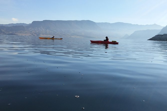 Lake Mead Kayak Adventure for All Skill Levels from Las Vegas - Paddling out to the Boulder Islands
