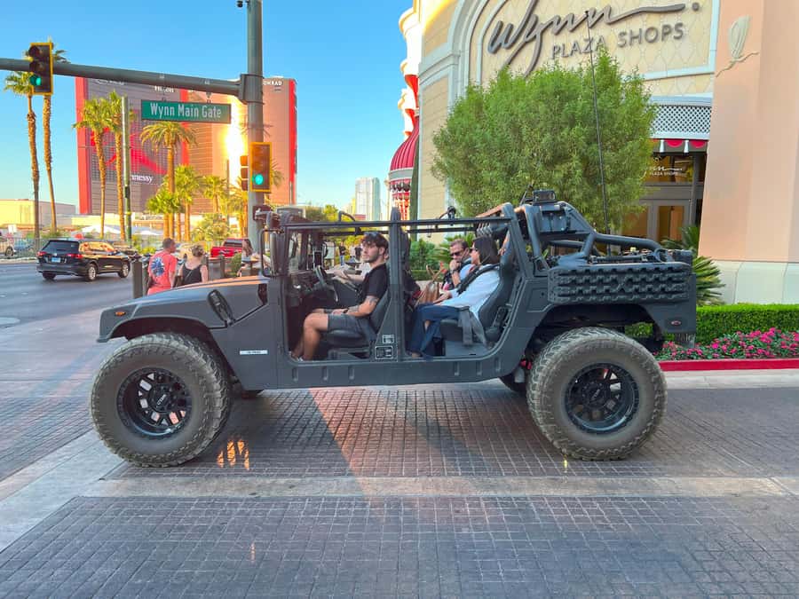 Las Vegas: 7 Magic Mountains and Pioneer Saloon Hummer Tour - Leaving the Strip for a different Nevada