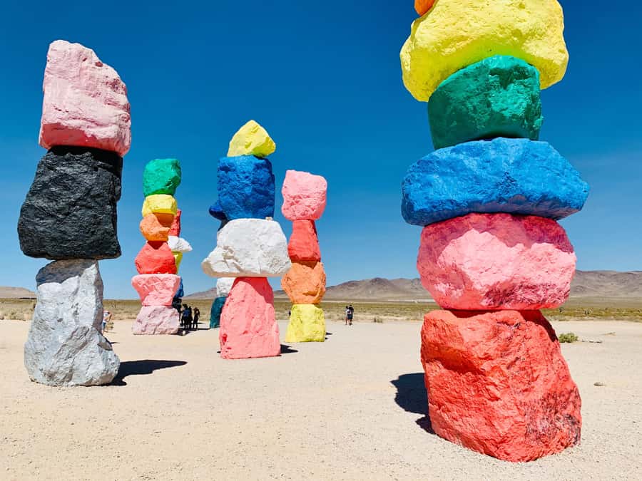 Las Vegas: 7 Magic Mountains and Pioneer Saloon Hummer Tour - Seven Magic Mountains in a sea of desert