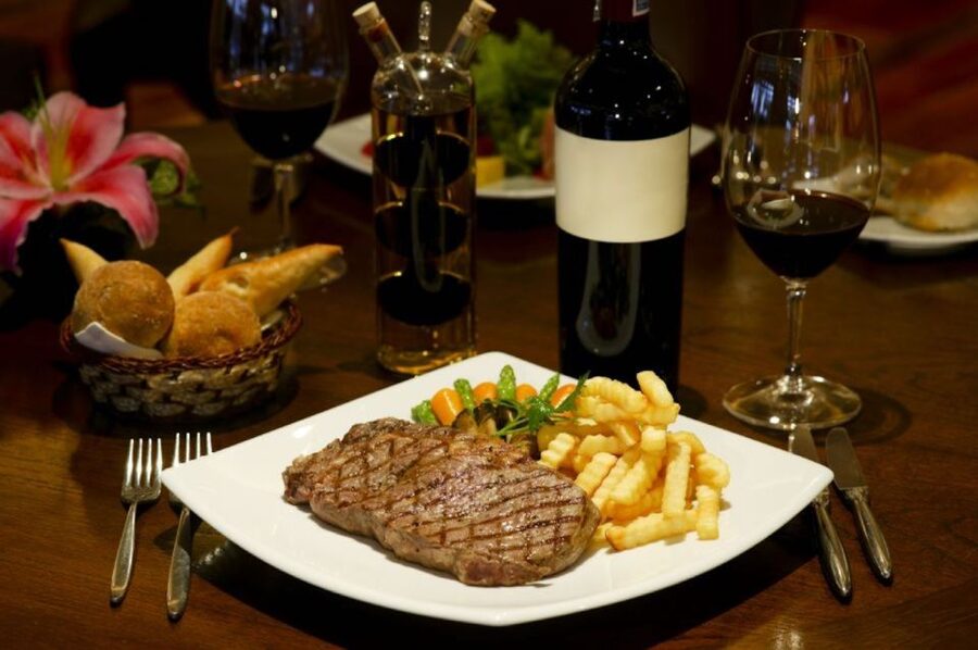 Las Vegas: 90-Day VIP Shop and Dine4Less Card City Hopper - What the 90-day period really means