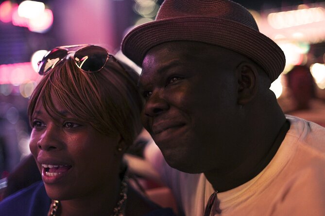 Las Vegas After Dark: Adult-only Night Tour with Free Drink - Key points at a glance