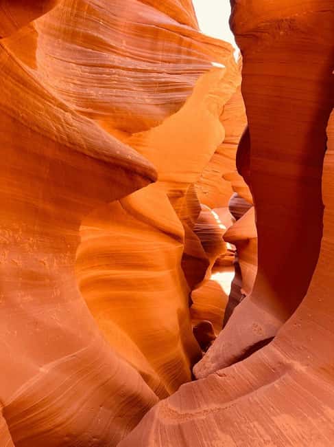 Las Vegas: Antelope Canyon and Horseshoe Bend Day Trip - Why Lower Antelope Canyon deserves the long ride