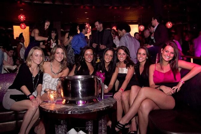 Las Vegas Bar Crawl by Party Bus with Free Drinks - Who will enjoy this most