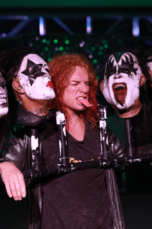 Las Vegas: Carrot Top at Luxor Hotel & Casino - Who should book Carrot Top at Luxor?