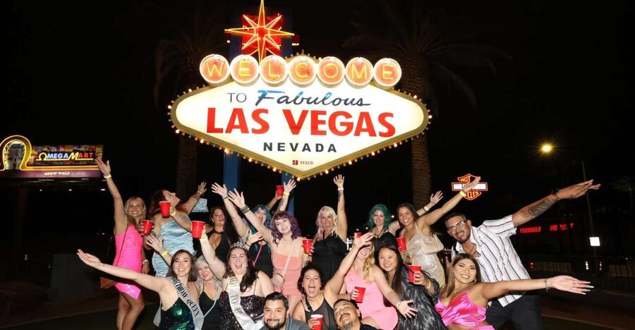 Las Vegas: Club Crawl by Party Bus w/ Free Drinks - The party bus is the main attraction