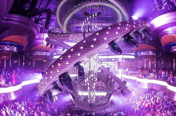 Las Vegas Club Crawl with Party Bus and Free Drinks - Drinks are not included