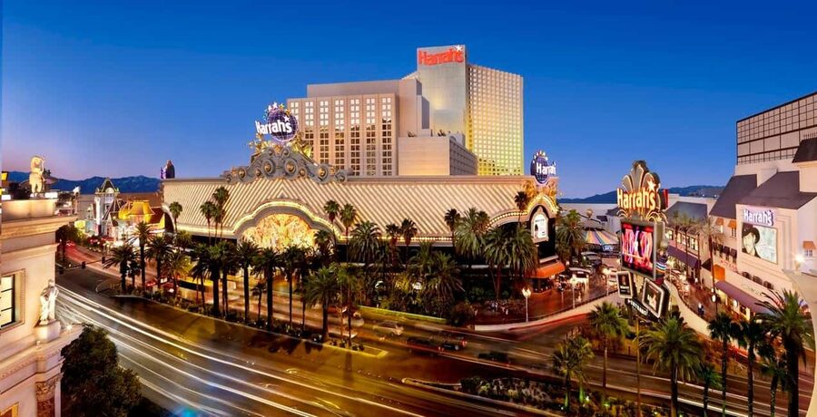 Las Vegas: Colin Cloud Mastermind Magic Show Ticket - The Middle: When the Audience Becomes the Material