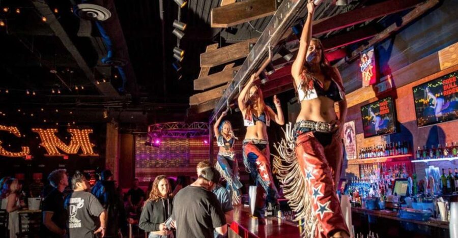 Las Vegas: Country Bar Crawl by Party Bus w/ Mixed Drinks - Key points to know before you book