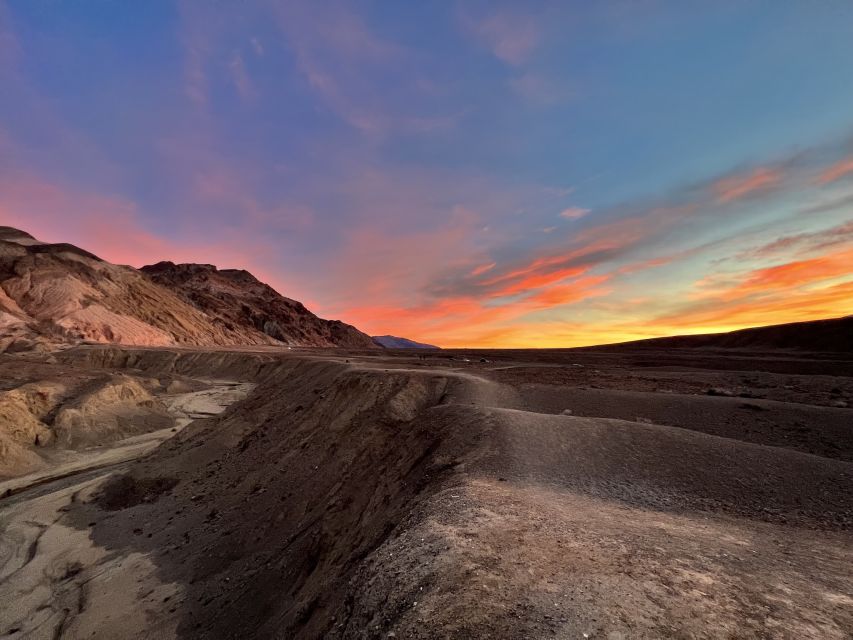Las Vegas: Death Valley Day Trip with Stargazing - Artist’s Palette and Devils Golf Course
