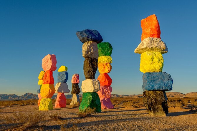 LAS VEGAS: Death Valley, Seven Magic Mountains & Vegas Sign TOUR - Zabriskie Point reveals Death Valley’s first great view