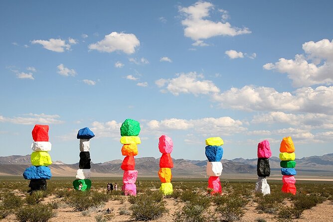 LAS VEGAS: Death Valley, Seven Magic Mountains & Vegas Sign TOUR - Devil’s Golf Course shows Death Valley at its roughest