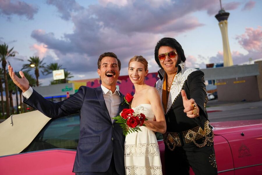 Las Vegas: Elvis Themed Wedding with Limousine - FAQ