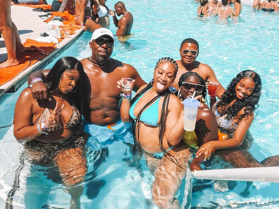 Las Vegas: Famous Pool Party Tour with Party Bus & Drinks - How to prepare for a smoother day