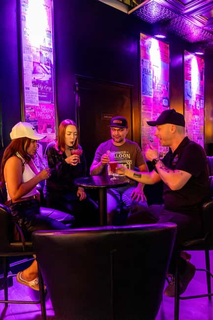 Las Vegas: Fremont Experience Guided Walking Tour & Drinks - Key points to know before you book