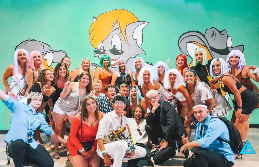 Las Vegas Fremont Street Bar Crawl (party bus add-on option) - Key points to know before you book