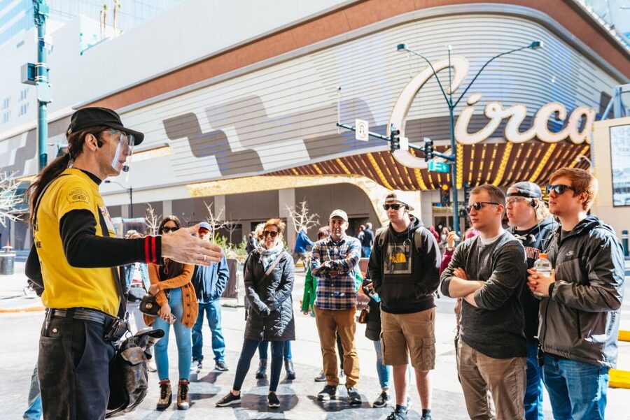 Las Vegas: Fremont Street Walking Tour - Planning the meeting point and parking