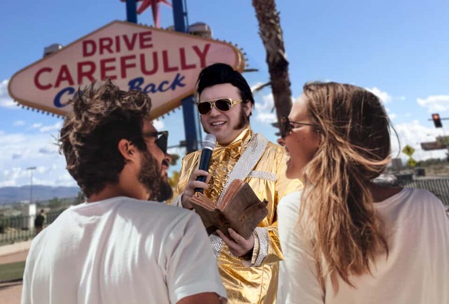 Las Vegas: Gold Elvis Vow Renewal or Wedding at Welcome Sign - Who will enjoy this most