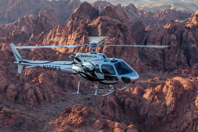 Las Vegas: Grand Canyon Heli Tour and Valley of Fire Landing - From Las Vegas hotels to a private heliport
