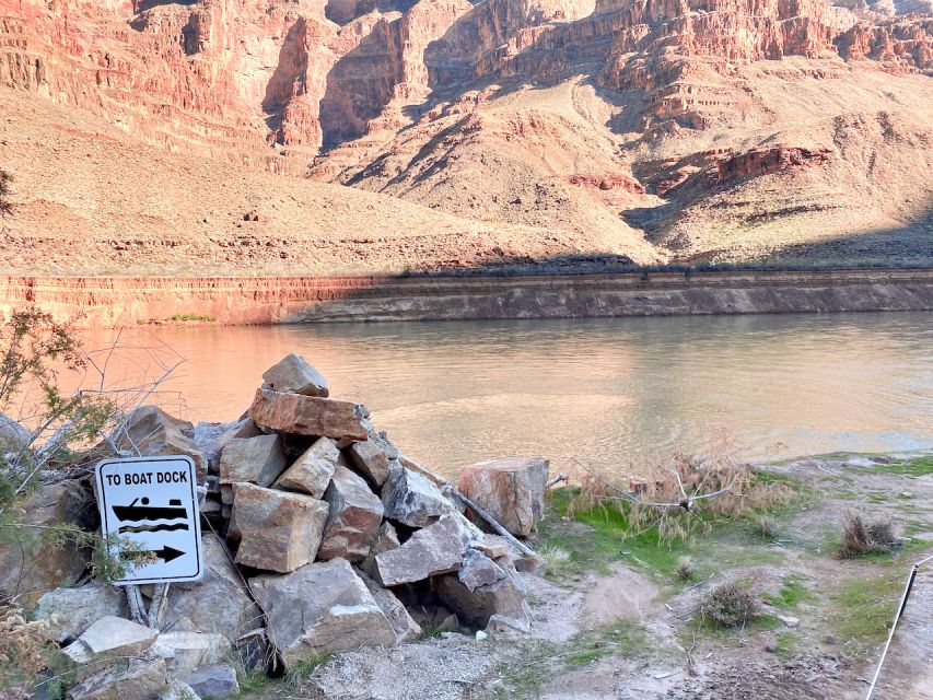 Las Vegas: Grand Canyon Helicopter Ride, Boat Tour & Skywalk - How the schedule feels over seven hours