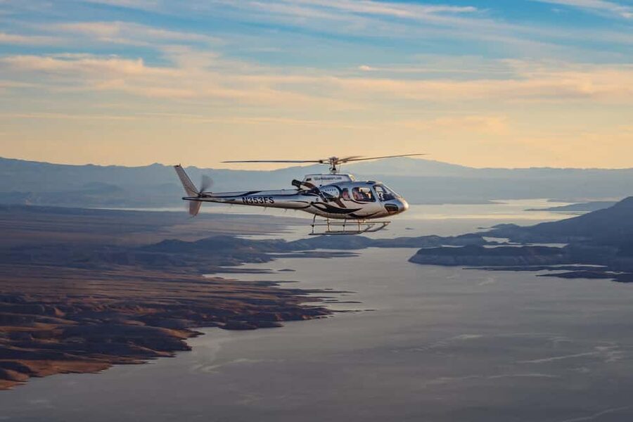 Las Vegas: Grand Canyon Helicopter Western Ranch Adventure - Dropping below the Grand Canyon’s West Rim