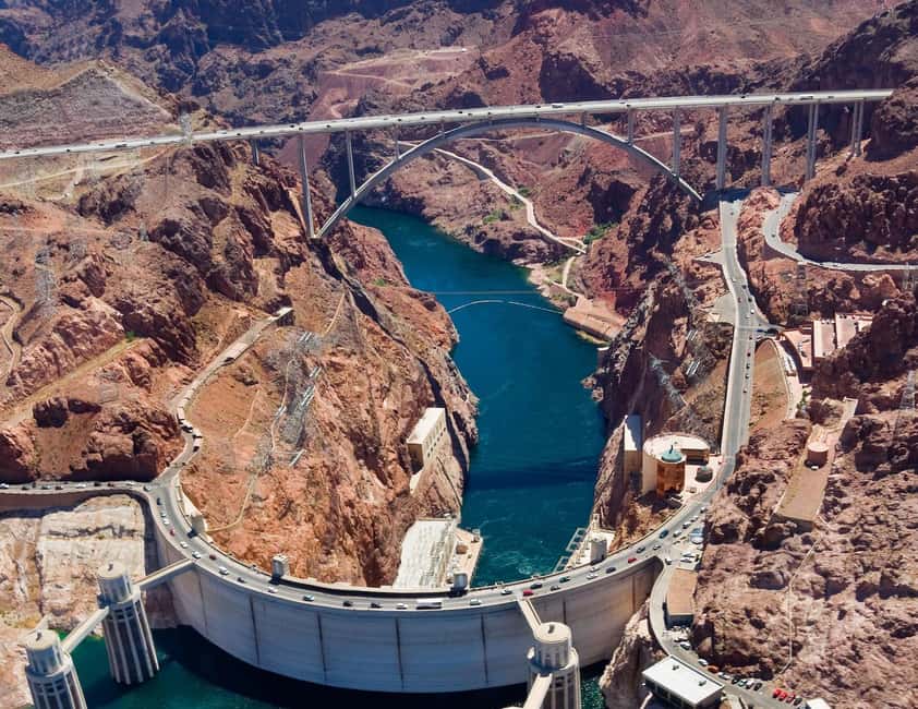 Las Vegas: Grand Canyon Helicopter Western Ranch Adventure - The first flight over Las Vegas and Hoover Dam