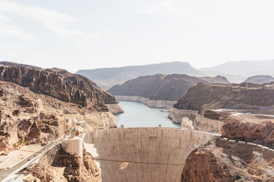 Las Vegas: Grand Canyon, Hoover Dam & Seven Magic Mountains - The vehicle, driving, and long hours on the road