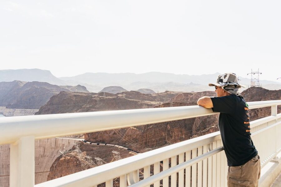 Las Vegas: Grand Canyon, Hoover Dam & Seven Magic Mountains - What your guide adds to the day