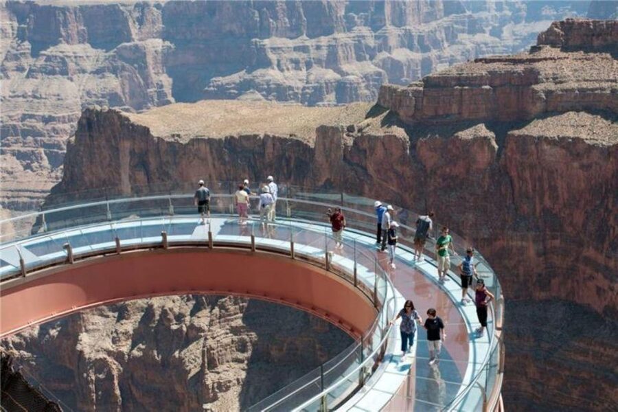 Las Vegas: Grand Canyon & Hoover Dam Tour & Skywalk Option - A full day from Las Vegas to the canyon