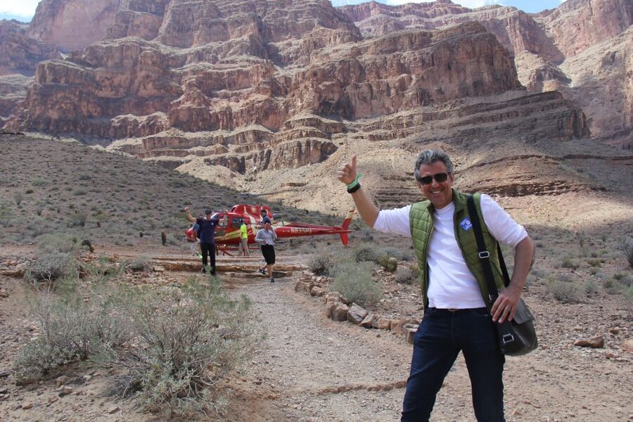 Las Vegas: Grand Canyon in Spanish with Skywalk and Lunch - A long day with simple logistics