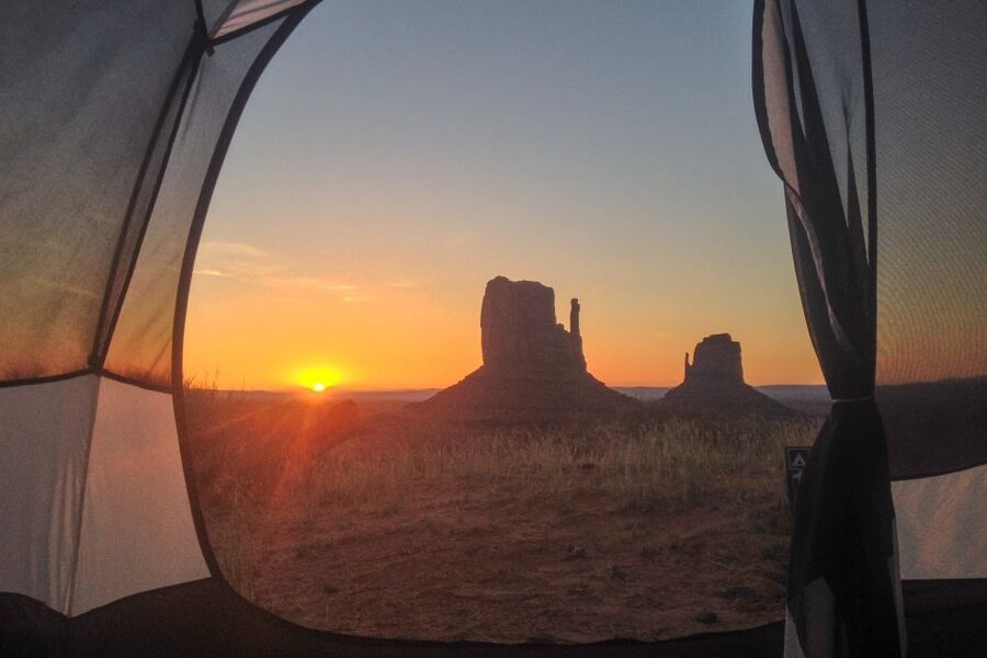 Las Vegas: Grand Canyon, Monument Valley & Zion 3-Day Tour - Day two: Painted Desert roads and Monument Valley