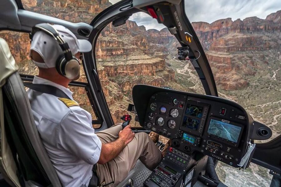 Las Vegas: Grand Canyon West Helicopter Experience - The descent below Grand Canyon West