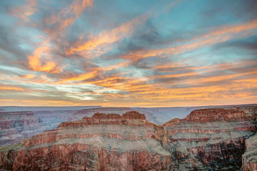 Las Vegas: Grand Canyon West, Hoover Dam & Optional Skywalk - Optional helicopter, pontoon boat, and airplane rides