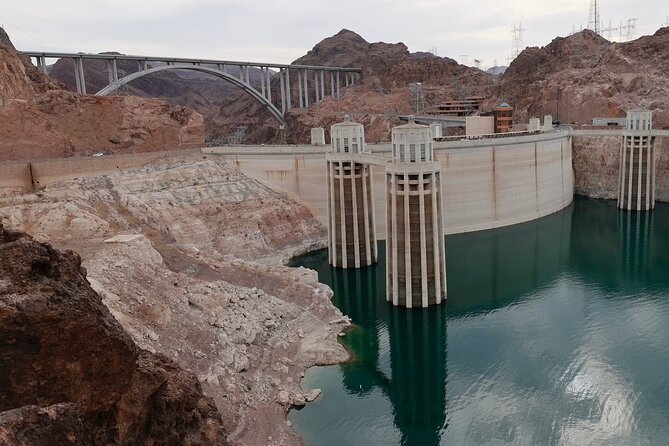LAS VEGAS: Grand Canyon West Rim and Hoover Dam TOUR - Grand Canyon West focuses on Eagle Point and Guano Point