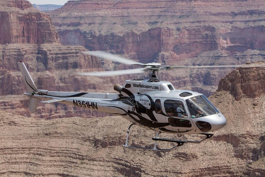 Las Vegas: Grand Canyon West Rim Extended Helicopter Tour - Why the pilot commentary matters