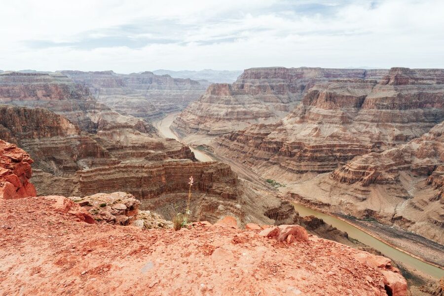Las Vegas: Grand Canyon West Rim Tour with Optional Skywalk - Food stops and the practical meal choice