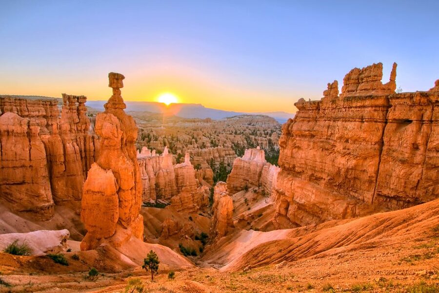 Las Vegas: Grand Canyon, Zion and Monument Valley 3-Day Tour - Four spectacular stops packed into three days