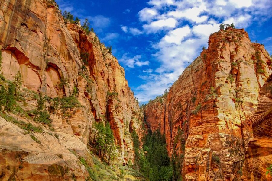 Las Vegas: Grand Canyon, Zion and Monument Valley 3-Day Tour - Camping or hotel lodging at Bryce