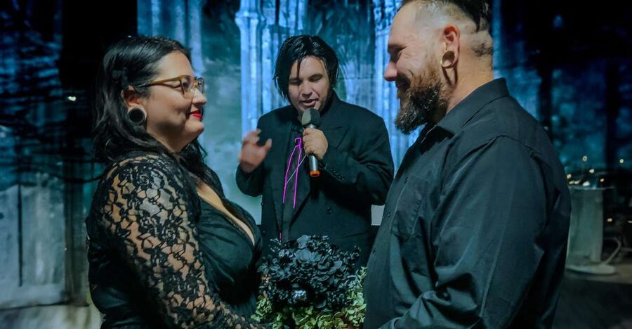 Las Vegas: Haunted House Wedding Ceremony + Photography - Key points to know before booking